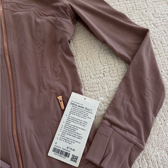 Lululemon Define Jacket nulu
Twilight Rose with rose gold zipper - Picture 2 of 13